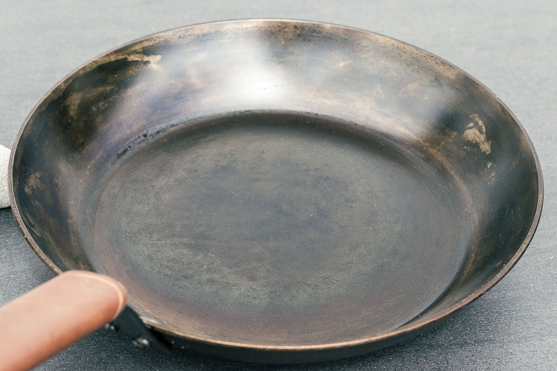 A seasoned frying pan.